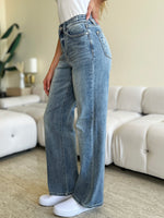 Judy Blue High Waist Straight Jeans (Website Exclusive)