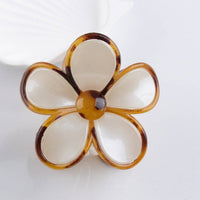 Cartoon Flower Claw Clip (Tortoiseshell Border)