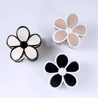 Cartoon Flower Claw Clip (Glossy)