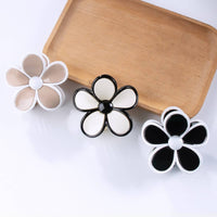 Cartoon Flower Claw Clip (Glossy)