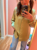 Classic Satin Buttondown