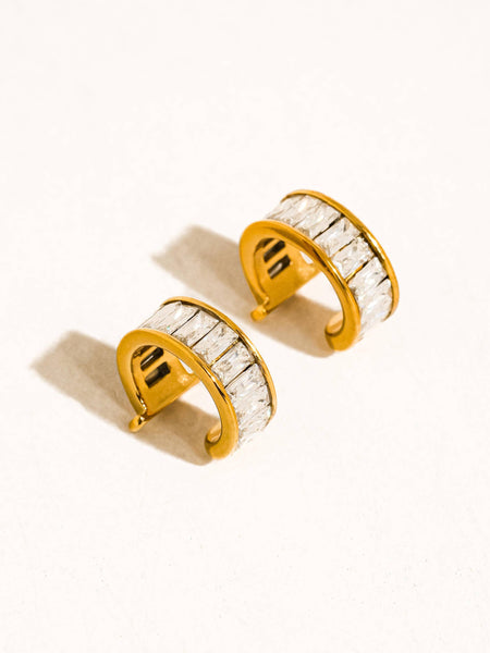 Olianne 18K Gold Non-Tarnish Baguette Ear Cuff