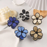 Cartoon Flower Claw Clip (Matte)