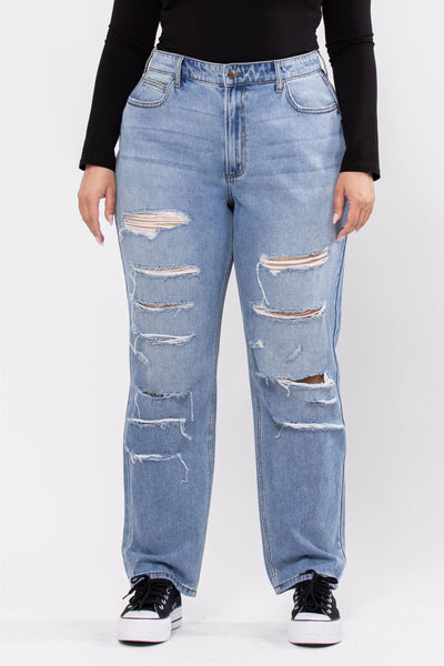 Curvy Boyfriend Denim