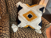 Pillow PVW073